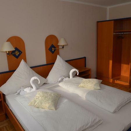 Pension Francesco Nuremberg Exterior photo